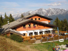 Гостиница Panorama Restaurant Sterzingerhaus  Випитено